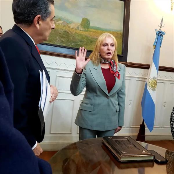 Nuevas autoridades de la Facultad de Derecho y Ciencias Sociales Nuevas autoridades de la Facultad de Derecho y Ciencias Sociales