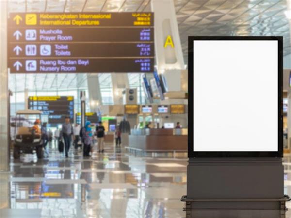 A la espera de vuelos regulares internacionales A la espera de vuelos regulares internacionales