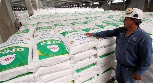 Agroquímicas generan ganancias por U$D 100 millones en Tucumán Agroquímicas generan ganancias por U$D 100 millones en Tucumán