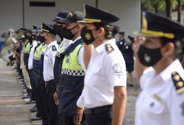Celebran el bicentenario de la Policía de Tucumán Celebran el bicentenario de la Policía de Tucumán