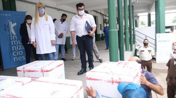 Llegaron 13.000 dosis de vacunas Sputnik V a Tucumán Llegaron 13.000 dosis de vacunas Sputnik V a Tucumán