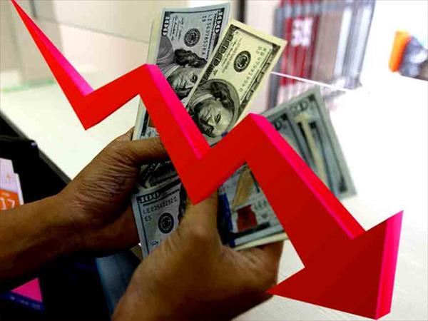 Baja el dólar frente a una canasta de monedas Baja el dólar frente a una canasta de monedas