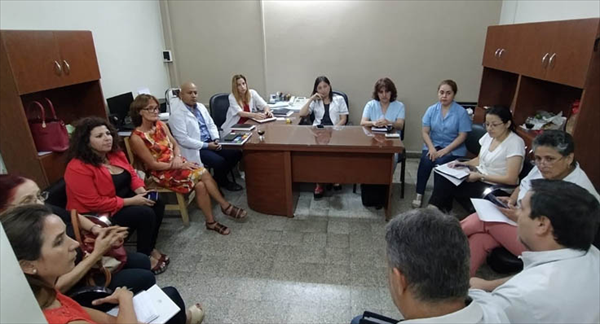 Buscan la excelencia en la atención en los hospitales públicos Buscan la excelencia en la atención en los hospitales públicos